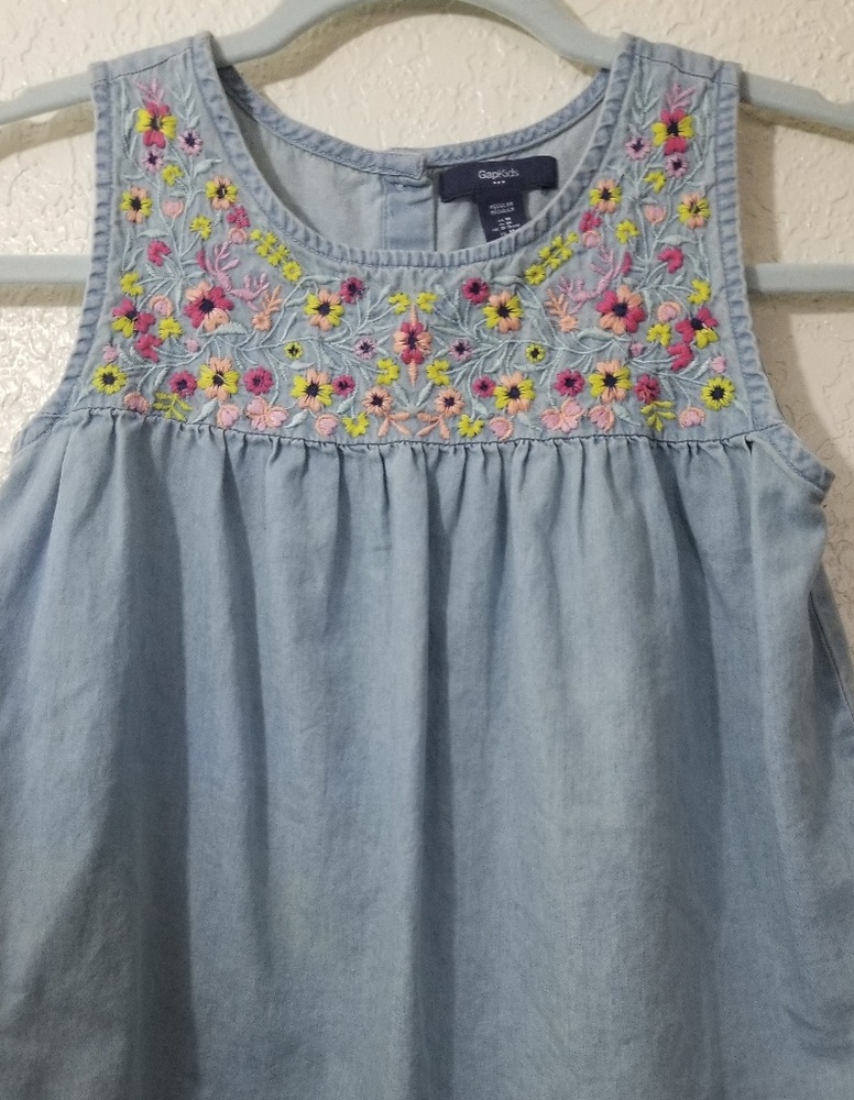 Gap Kids tank top sz M